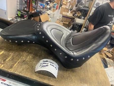 Saddleman Touring Seat Explorer Harley Softail Fatboy Heritage 2000-06 Wide Flst