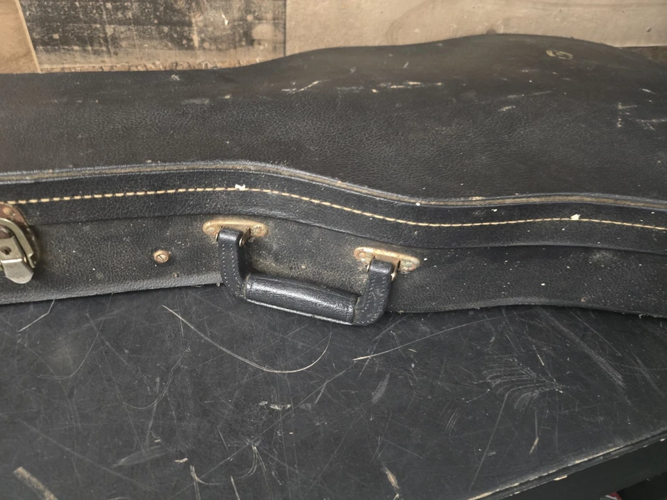 Early '90s Guild Songbird Hardshell Case. - Image 3 of 4