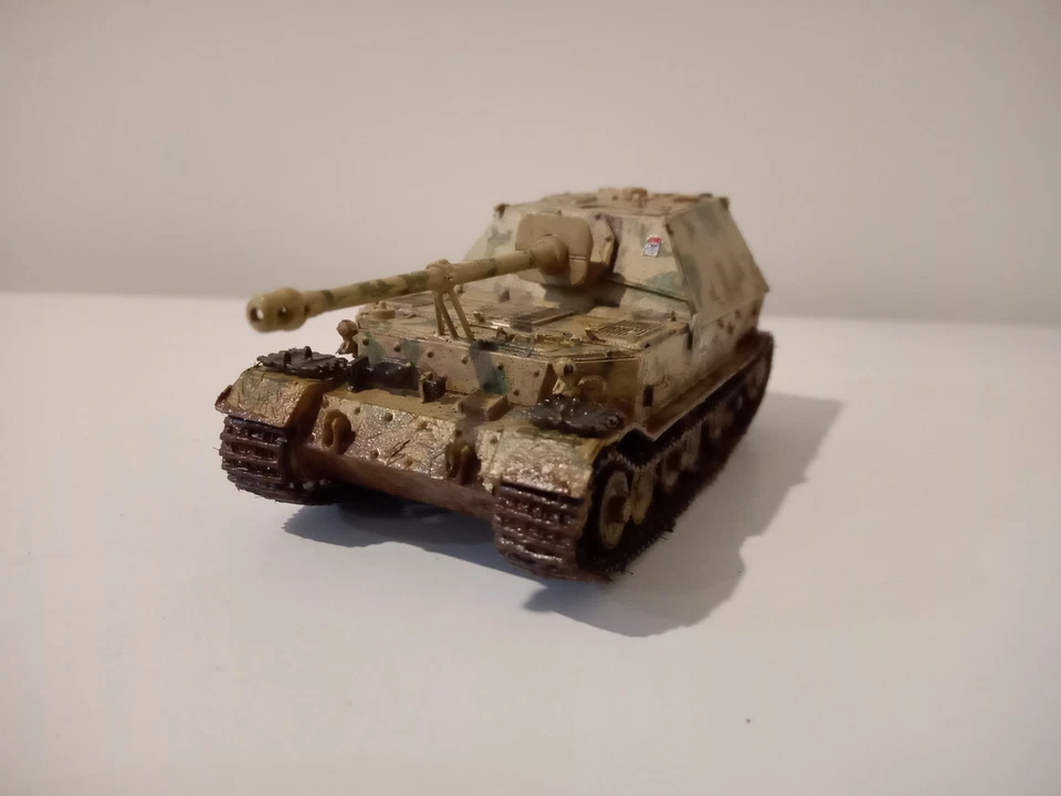 Pre-built 1/72 Trumpeter SD.Kfz 184 Ferdinand German Heavy Tank Destroyer  - image 2 of 4