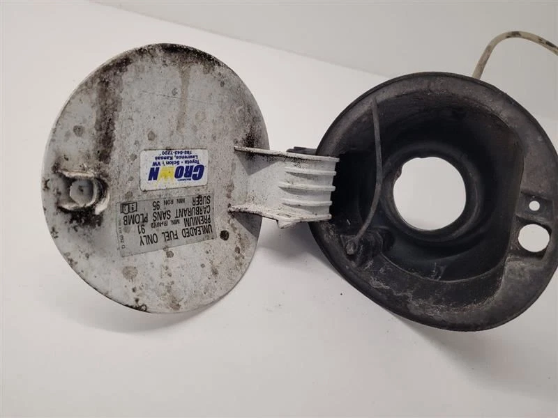 Puerta de llenado de combustible blanca Volkswagen Tiguan 2009-2018 5N0809857DGRU  Foto 4 de 4