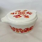 Vintage FRIENDSHIP PYREX #474-B  2-1/2 quart Mixing Bowl with matching Lid