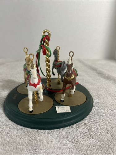 Vtg Hallmark Carousel Christmas Ornaments Set Of 4 Horses + Stand 1989 - Picture 2 of 5