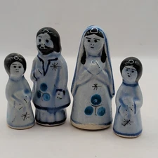 VTG Blue Tonala Mexican Folk Art Family 4 Figurines Alter Nativity Giftable