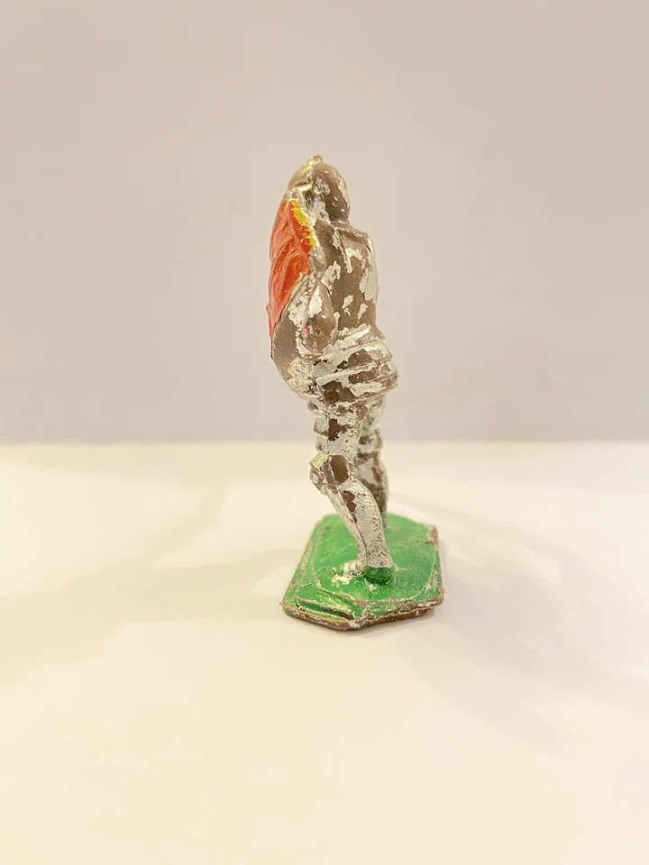 Vintage Lone Star Harvey Series Knight 5 (996) Plastic Model - Image 2 of 4