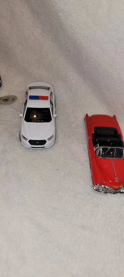 Lot Of 4 Welly Dicast Cars Police Interceptor Cadillac Eldorado Camaro Hummer - Image 3 of 4