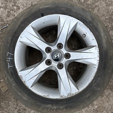 HYUNDAI I40 ALLOY WHEEL AND TYRE 205 60 16 TREAD 52910-3Z150
