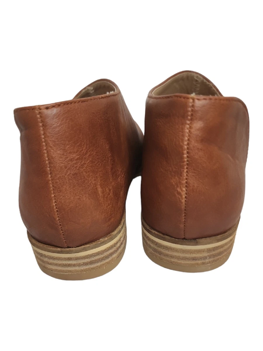 Brown cut top out boots