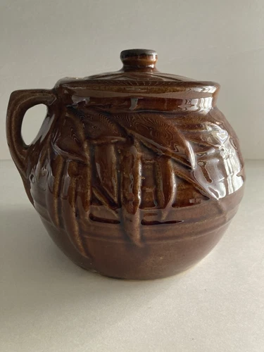 McCoy Bean Pot/Cookie Jar Pea Pod Pottery Brown Glaze w/Lid Vintage READ