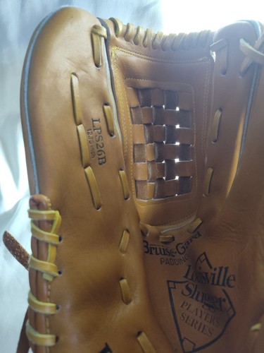 Louisville Slugger LPS26B 12.75" Glove Wade Boggs RHT Flex Back Pre-Owned - Picture 2 of 16