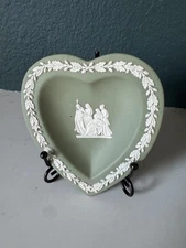 Wedgwood Jasperware Green Three Graces Heart Trinket Dish Vintage 4” England