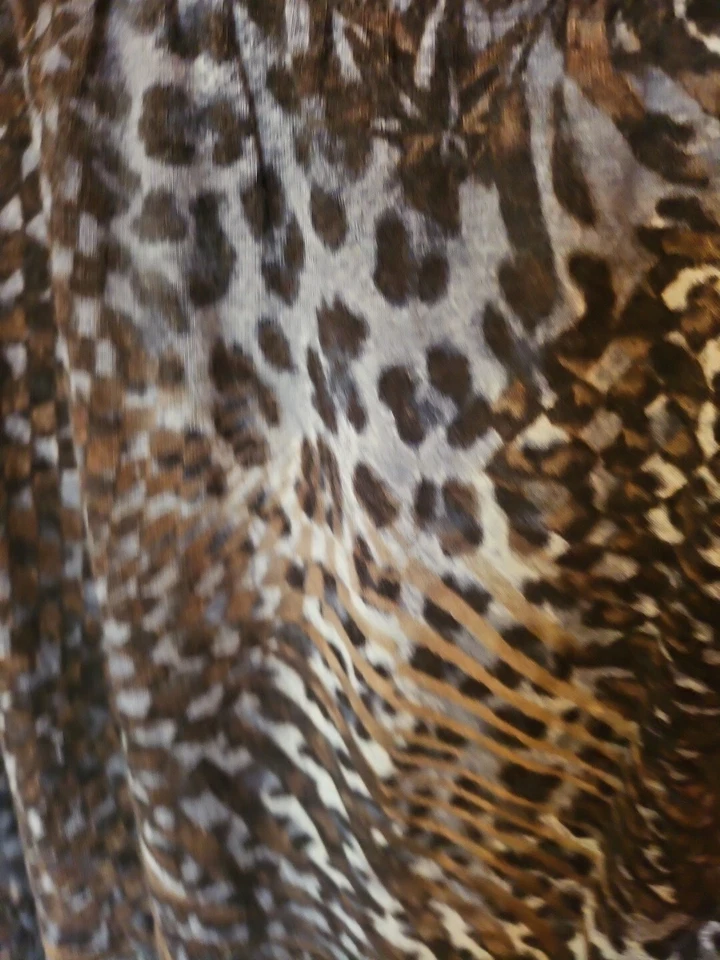 Falda Karen Kane Elastizada Cintura Elástica Tejida Estampado Animal Talla 2X EXCELENTE ESTADO Foto 3 de 4