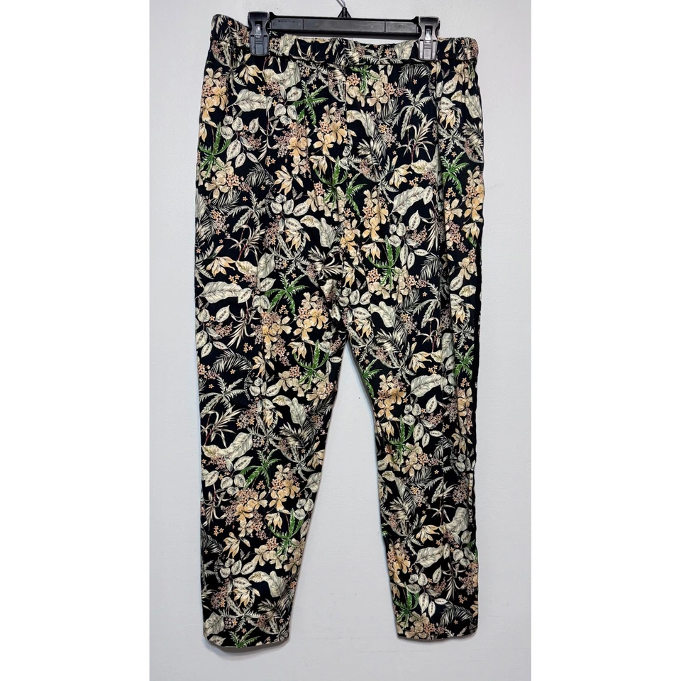 Joggers Violeta by Mango Tropical Noir Talla Mediana Oscuros Academia Luxe Botánicos Foto 4 de 4