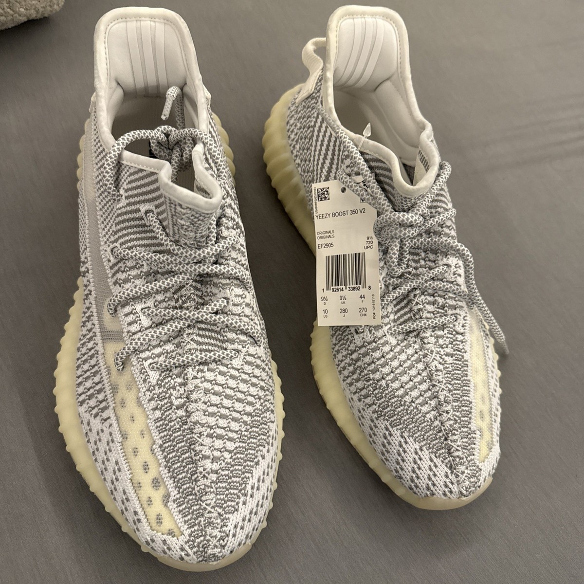 Size 10 - Adidas Yeezy Boost 350 V2 Men display picture 1