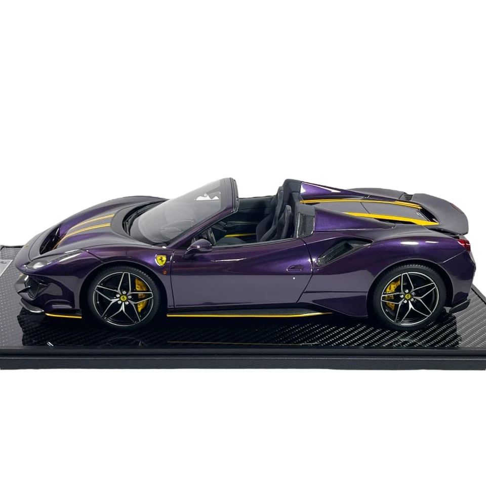 Modellino Auto BBR Models 1/12 Ferrari 488 Pista Spider Open Roof Viola Hong ... - Immagine 3 di 4