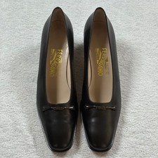 Salvatore Ferragamo Black Leather Gancini Bit Block Heel Pumps 9 AA 2A Narrow