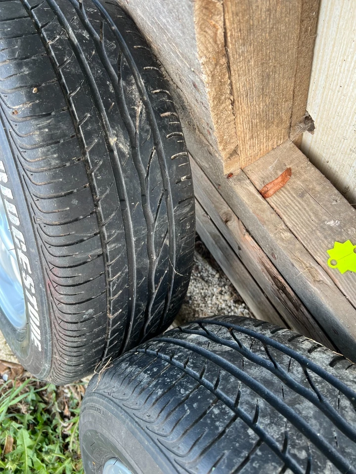 BMW E36 Felgen mit Reifen 205/60 R15 - Bild 4 von 4