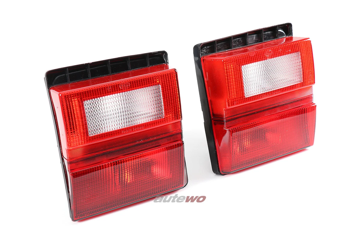 443945225D & 443945226D NEU Audi 100 Typ 44 Sport Rückleuchten 