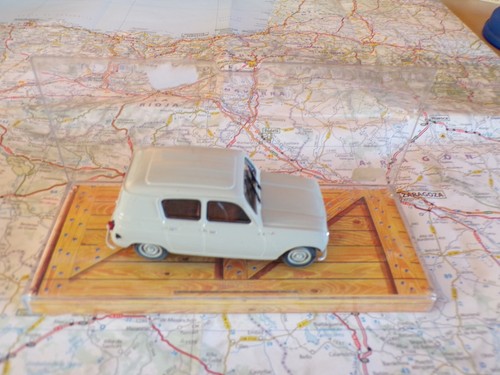 RENAULT R 3 1961 (Proto 4 L) Ancienne NOREV 1/43 en boite