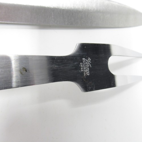 Juego de cuchillos y tenedores para tallar carne con mango de madera inoxidable Vernco MCM de 13" de colección Japón - Imagen 4 de 9