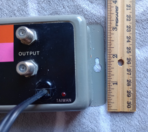 Gemini Cable/VCR Amplifier Model DM 2000 VHF/UHF/FM 24 DB - Picture 6 of 7