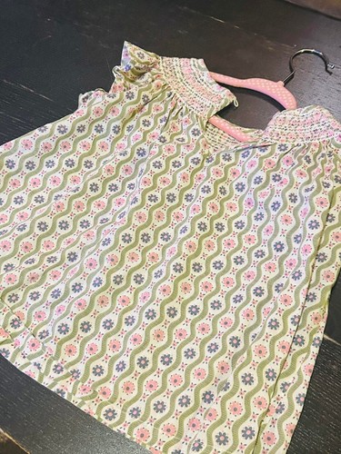 Mini Boden Girls size 4-5 Lace Blouse - Excellent Condition - used once - Picture 3 of 5