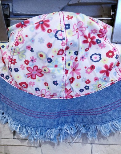CATIMINI tendance - ENSEMBLE 3/4P BÉBÉ FILLE MOTIF PETITES FLEURS, BRODERIES, FRANGES 18M