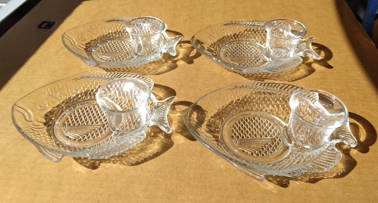Set 4 VTG Fish Shaped Glass Plates & Sauce Bowls Sushi Appetizer 🦐 Shrimp Dish