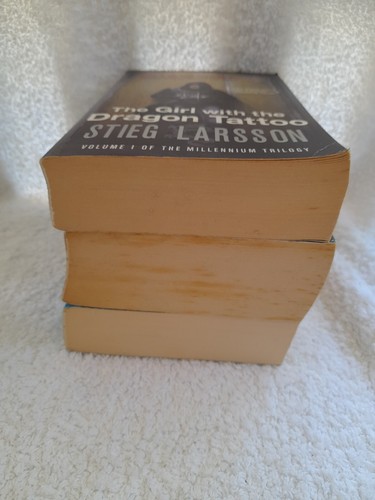 Stieg Larsson Trilogy The Girl Dragon Tattoo Who Played With Fire PB SC Book Set - Picture 4 of 16