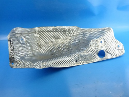 AUDI A6 3.0 TDI quattro 4G C7 Hitzeschutz Blech Wasserkasten 4G0804165B - Picture 3 of 3