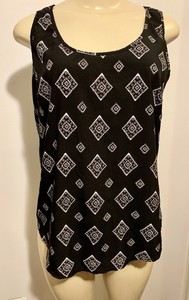 TIME-AND-TRU-Women-039-s-Sleeveless-Top-Blouse-Size-Medium-Black-White-Diamond-Scoop