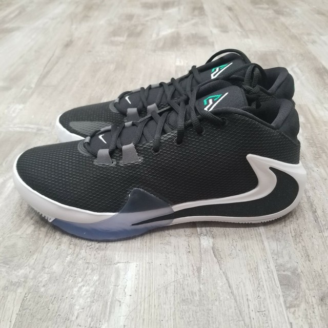 giannis antetokounmpo nike deal