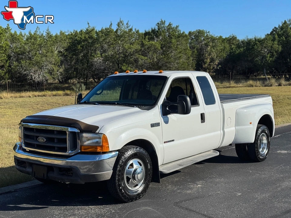 2000 Ford F-350 - 6 скоростей ручная - 7,3 л ход - низкий миль - Изображение 4 из 4