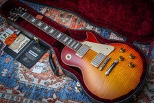 GIBSON USA Custom Shop '59 Les Paul Standard Reissue "Cherry Sunburst" (2011)