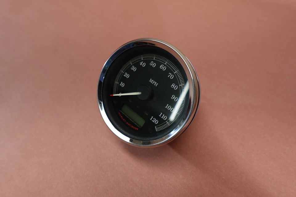 Harley-Davidson Rocker C 2009-2011 FXCWC velocímetro medidores racimo Foto 4 de 4