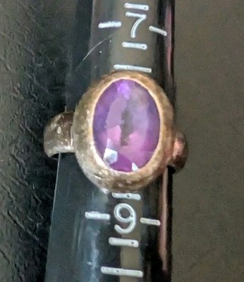 Vintage Sterling Silber Amethyst facettiert ovale Form Edelstein Größe 8 Ring Mod 925