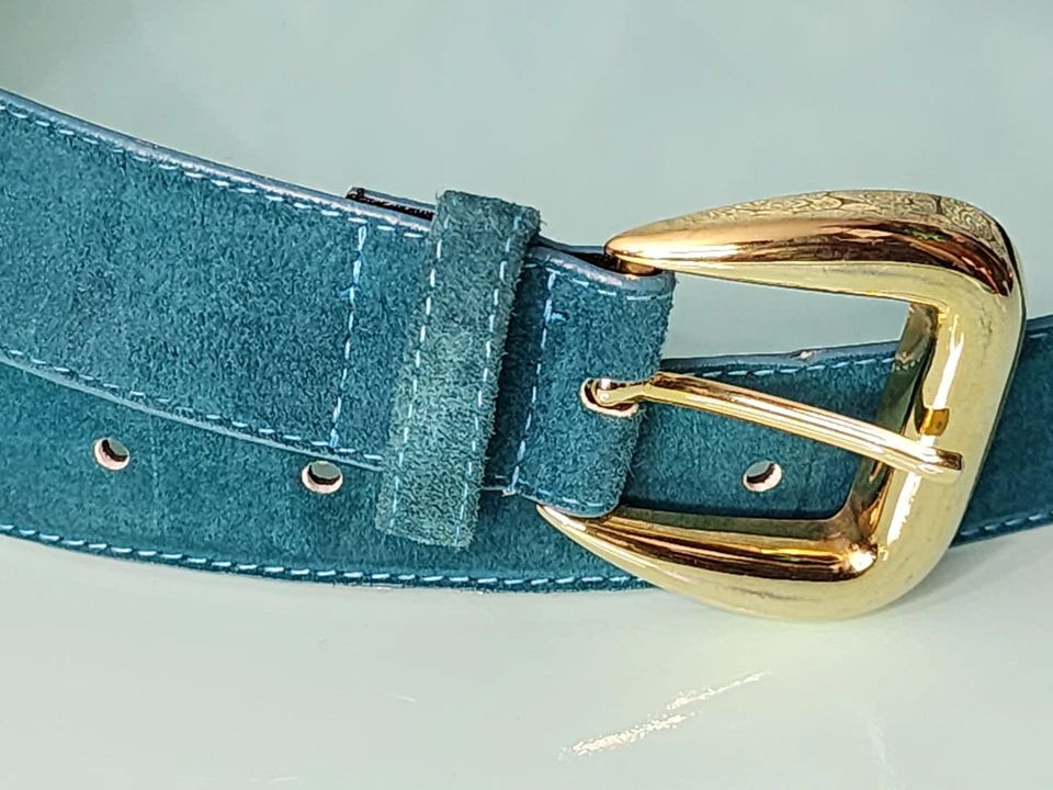 Vintage TEAL BLUE SUEDE Leather Belt with Chunky Gold Buckle Size L 30-34" - Image 2 of 4