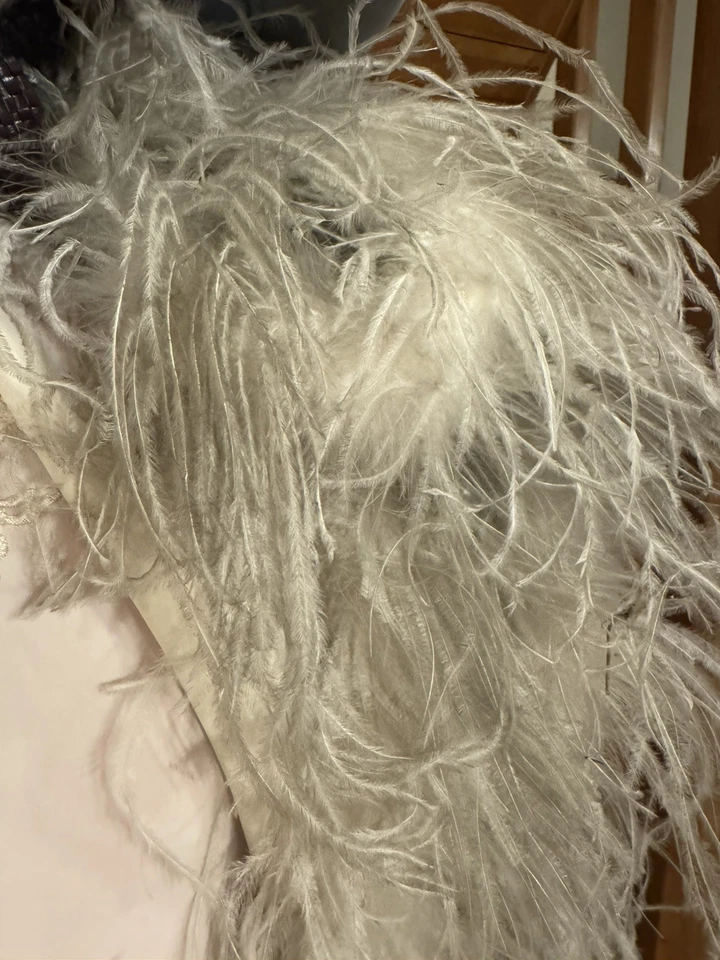 Antiguo sombrero de ala ancha de la era Titanic azul flores de seda con tren maribú de plumas Foto 4 de 4