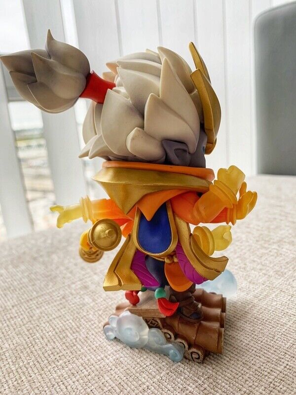 Jax Grandmaster at Arms Plush from League of Legends 