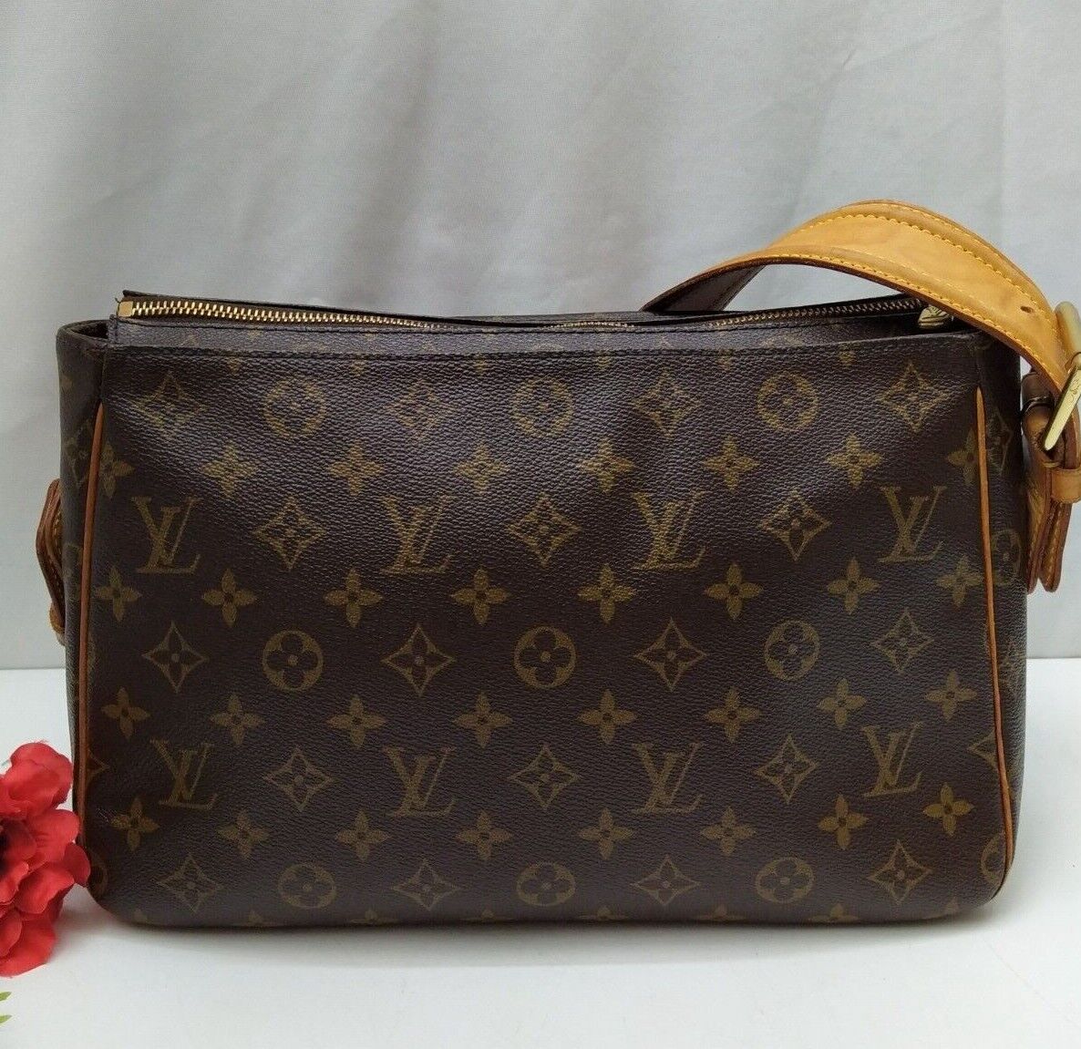 Shop for Louis Vuitton Monogram Canvas Leather Reporter GM Bag - Shipped  from USA