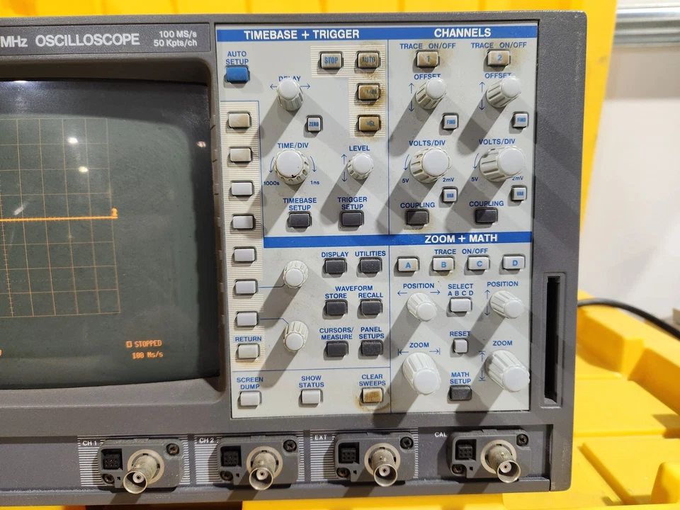 Lecroy 9310A Dual 400MHz Oscilloscope, 100MS/s, With R232 Card - Image 3 of 4