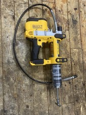 DEWALT DCGG571 20V Cordless Grease Gun