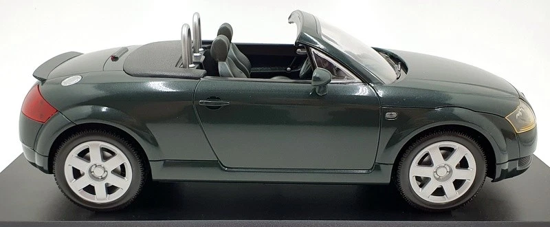 Carson Approx 34cm Long 6623K - Audi TT - Green - Image 4 of 4