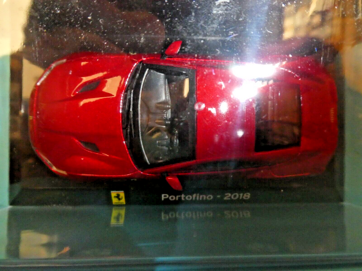 Ferrari LaFerrari 2013 rouge vehicule miniature 1:43