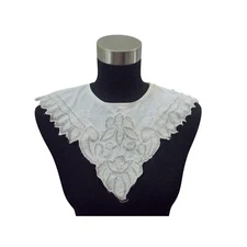 VTG Ivory 100% Cotton Embroidered & Cutwork Pointed Dickie Collar Sz S/M