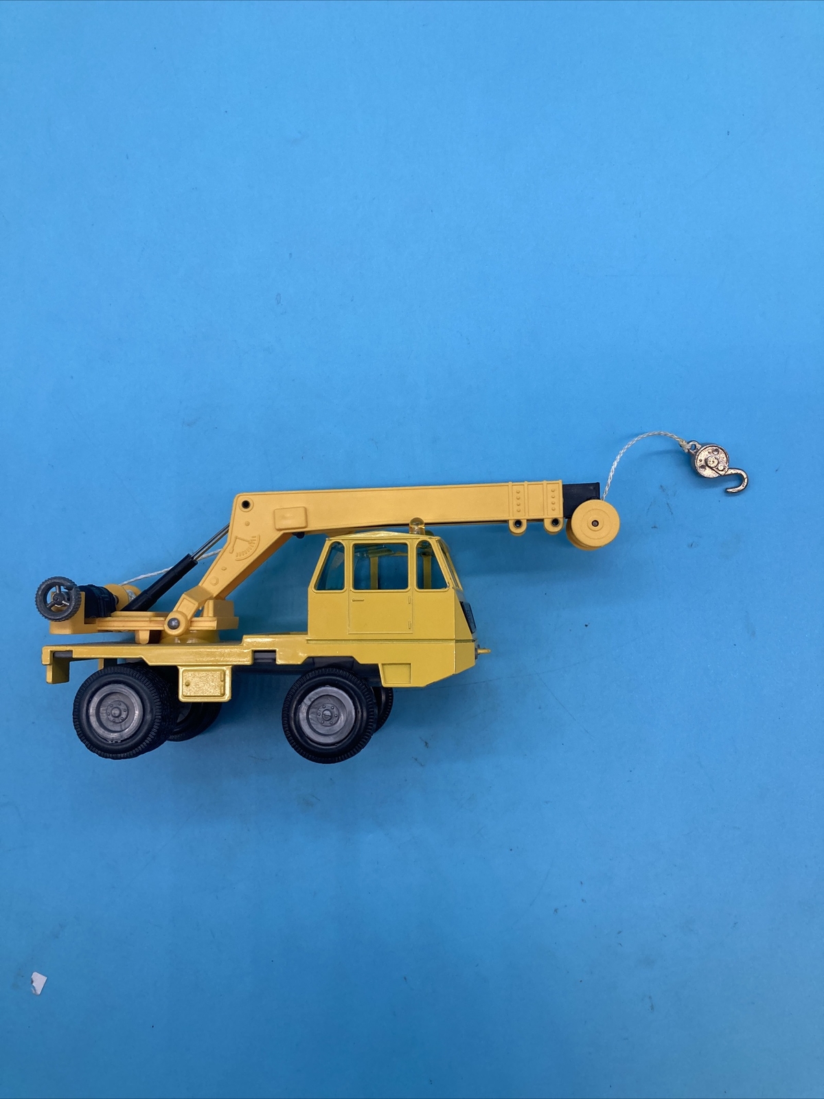 Camion Semi-remorque Plateau Gama / Faun – Glücksklee – Miniature Zamak – Allemagne