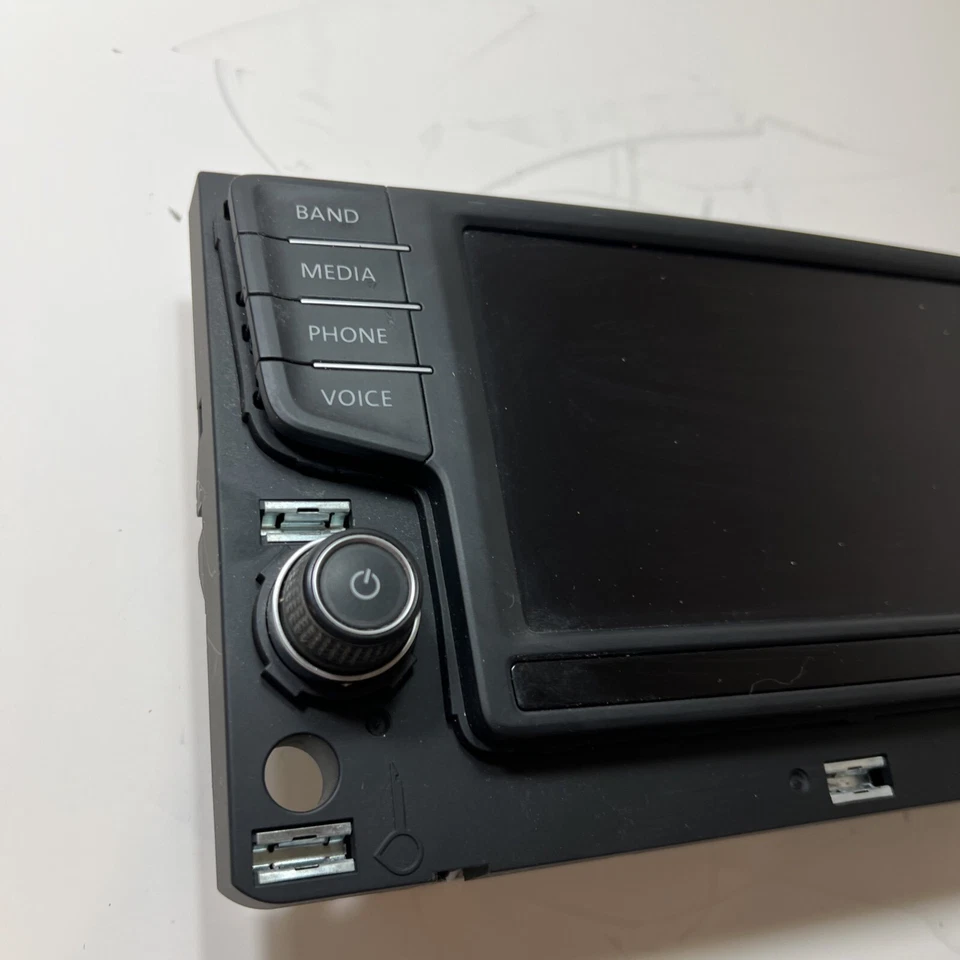 2016 VOLKSWAGEN GOLF GTI INFORMATION NAVIGATION DISPLAY SCREEN OEM 5GM919605 - Imagem 3 de 4