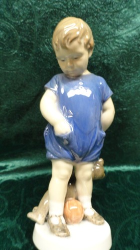 Royal Copenhagen Denmark Porcelain Figurine 3468 Boy Teddy Bear & Ball VERY NICE - Picture 1 of 7