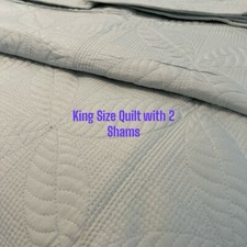 Quilt With Matching Pillow Shams