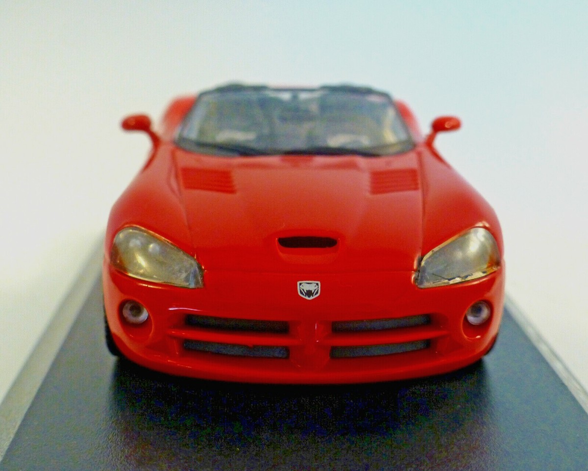 1/43 ダッジ バイパー SRT10 2006   ミニカー レッド Dodge Viper SRT10 Convertible, 2006, Red, 1:43, NOREV | eBay