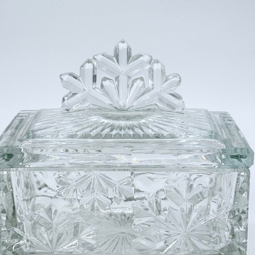Vintage Lead Crystal Trinket Jewelry & Keepsake Box With Lid Starburst Pattern - Picture 3 of 9